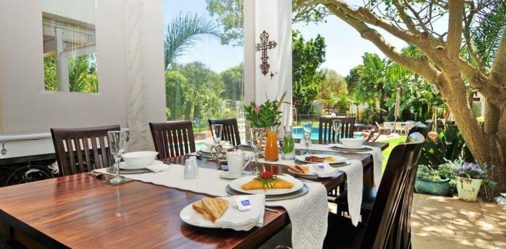 Cape Pillars Boutique Hotel Durbanville Extérieur photo